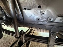 SCANIA P230 EURO 3 AIRCO MANUAL GEARBOX VAN BEURDEN ISO