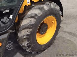 JCB 531760