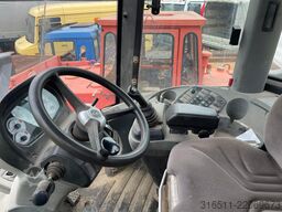 New Holland W270B