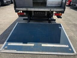MERCEDES-BENZ VARIO 816 D Kühlkoffer 4,17 m LBW 1TO.*TK T800 R