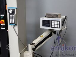 Instron 4507 Universalprüfmaschine 200 kN