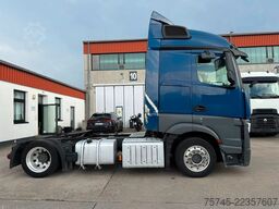 MERCEDES-BENZ ACTROS 1842 * VOLUMEN * 2 X TANK * STANDKLIMA *
