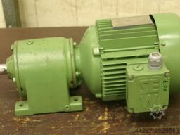 SEW-EURODRIVE R40DT90S4