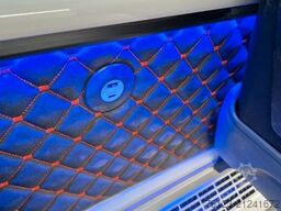 MERCEDES-BENZ 519 und 517 Glasdach XXL  20 Sitze Lord Exclisiv