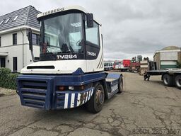 TERBERG RT283 /TERMINAL TRACTOR 4X4/ TURNING CHAIR. /AU...