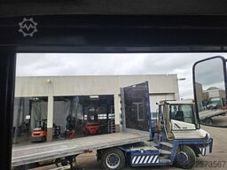TERBERG RT283 /TERMINAL TRACTOR 4X4/ TURNING CHAIR. /AU...