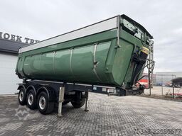 Schwarzmüller K-SERIE SK | 2015 | ALU Top covers | Isolated |...