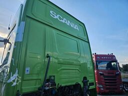 SCANIA R 460*SPITZER SILO*WENIG KM*ACC*KOMPRESSOR*TOP