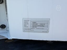 Schmitz Cargobull Wechselbehälter Thermo King SLX / Swiss-Vehicle
