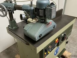 SCM T 130