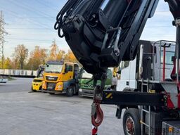 IVECO Cursor 270 4x4 Palfinger PK14002-4 2018