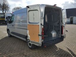 Renault Master 170.35 L2H2 - V-55-LKG - GESLOTEN GRIJS ...