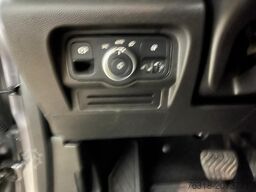 Mercedes-Benz T 180 d 7Gtr RfKam MBUX Totwi  CarPlay