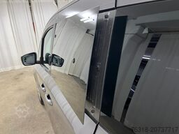 Mercedes-Benz T 180 d 7Gtr RfKam MBUX Totwi  CarPlay