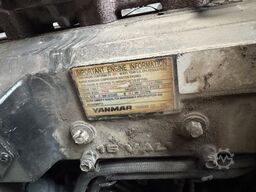TAKEUCHI TB175 Graafmachine Rups 2008 Yanmar Diesel inclusief 5 bakken + palletvork