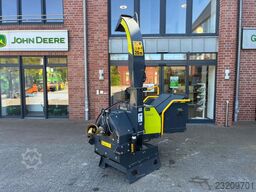 Junkkari Chipper HJ 172G