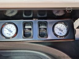 MERCEDES-BENZ Heckniederflur Sprinter 517 / 4 er Bestuhlung