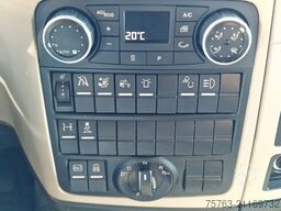 MAN TGL 8.220 Chassis - 4x2 - 7.5T - 3.05 WB - Euro...