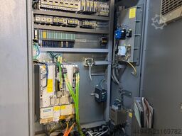 DECKEL MAHO DMC 835 V