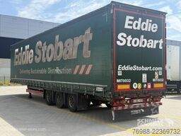 Schmitz Cargobull Curtainsider Mega