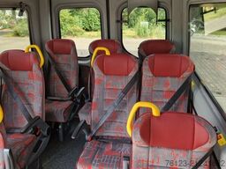 MERCEDES-BENZ Lagerfahrzeug Bürgerbus Niederflur 9 Sitze