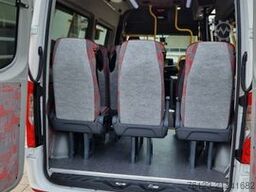 MERCEDES-BENZ Lagerfahrzeug Bürgerbus Niederflur 9 Sitze