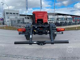 MAN TGM 18.250 4x4 BB/Fahrgestell/3-Sitze/Neu
