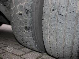 MAN TGL 8.220 + EURO 6 + LIFT