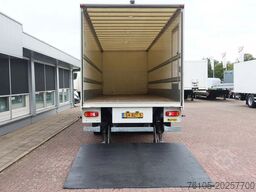 DAF CF 290 FA Bak+ klep Dhollandia 2000 kg