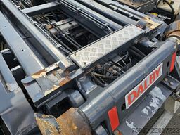 Van Bouwel ABROLLKIPPER / 25T HOOKLIFT / LIFT AXLE