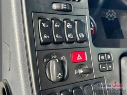 Scania P 250 DB4x2MNB FULL AIR FRIGO TAIL LIFT 2T