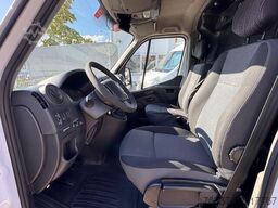 Renault Master  Steiger Klubb K38P 200kg korb