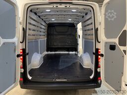 Volkswagen Crafter 2.0 TDI L3H2 140 PK Automaat / Euro 6 /...