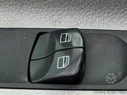 MERCEDES-BENZ Sprinter 311 Cdi Automatik L2H2 VDL 9Sitze Lift