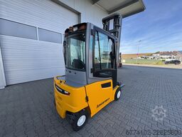 Jungheinrich EFG320 + Ladegerät 3753--EK