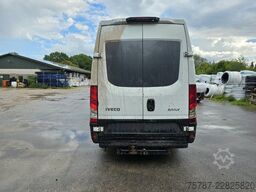 IVECO 35S16 HiMatic, Klima Automat, 1+2 Sitzer, AHK