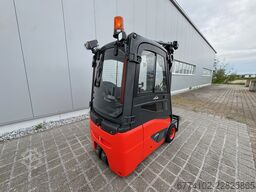 Linde E15-386-02--EK + Ladegerät 3681 --V262