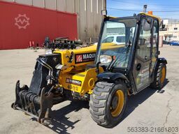 JCB 525.60