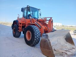 Doosan DL300
