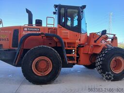 Doosan DL300