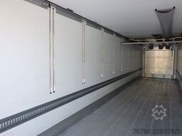 SCHMITZ CARGOBULL SKO 24/L V7 Multitemp/Doppelst./Trennwand/Liftac