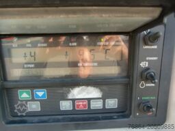 SCHMITZ SKO 24 KüHLAUFLIEGER, CARRIER VECTOR 1550 LIFTACHSE