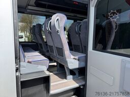 MERCEDES-BENZ Sprinter 519 29+1+1 Klima Standheizung  El. Tür