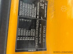 Mercedes-Benz 3243 Arocs