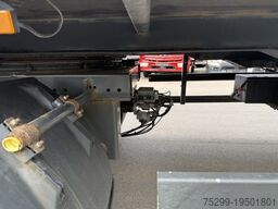  HSA 21 Koffer mit Hebebühne / Swiss-Vehicle