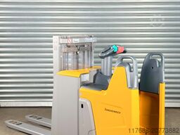 Jungheinrich ERD 220 - Service Neu- Triplex - Batterie 92%