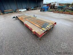 Board pack aligner 
