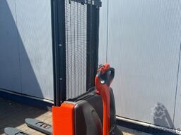 Linde L12