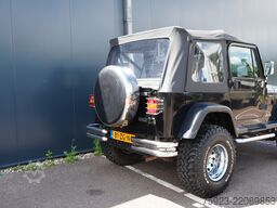 Jeep WRANGLER YJ 4.0i SOFTTOP 4x4 1993