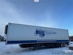 Schmitz Cargobull box semi-trailer with refrigeration/freezer unit